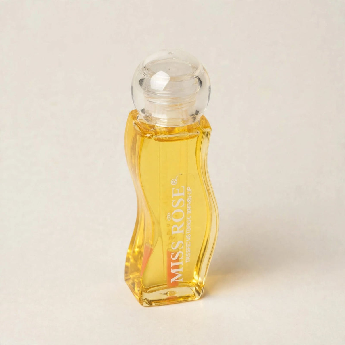 Miss Rose lip serum, side
