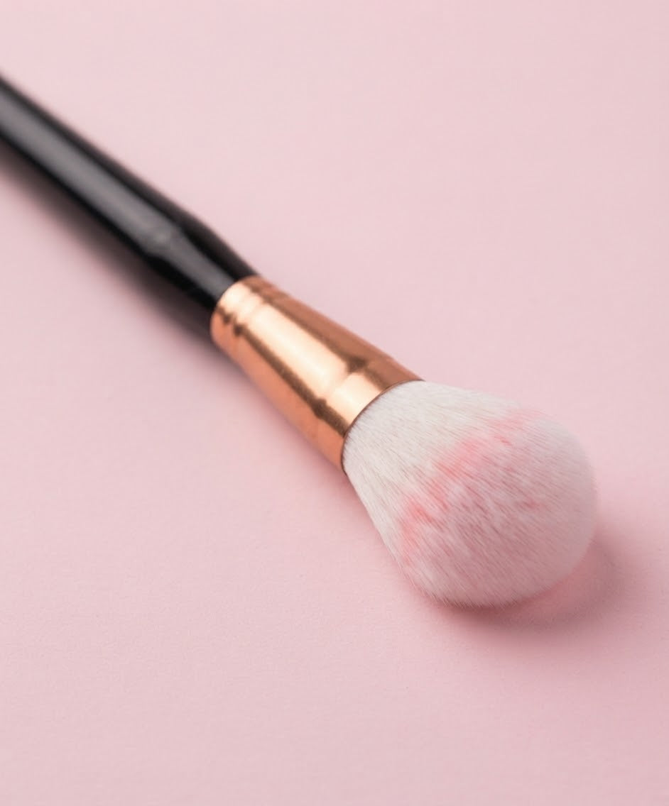 Soft-Bristle Powder and Blush Makeup Brush, view 4